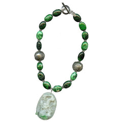 MOSS-in-SNOW - Vintage Jade Pendant & Maw Sit Sit Necklace